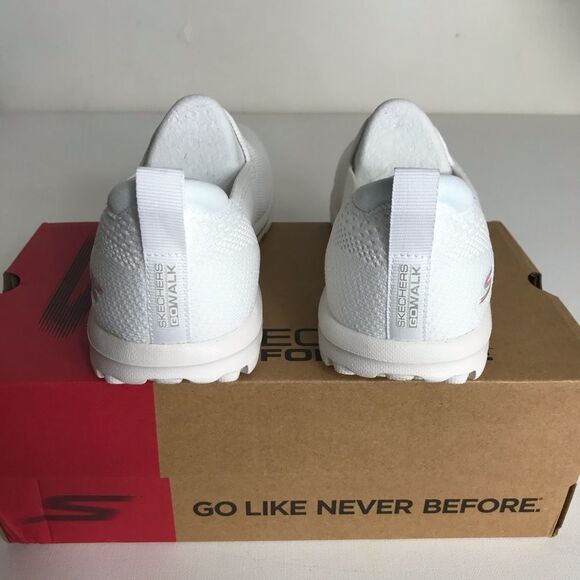 Skechers Daydream GoWalk Classic Solid Knit Slip - Picture 5 of 5